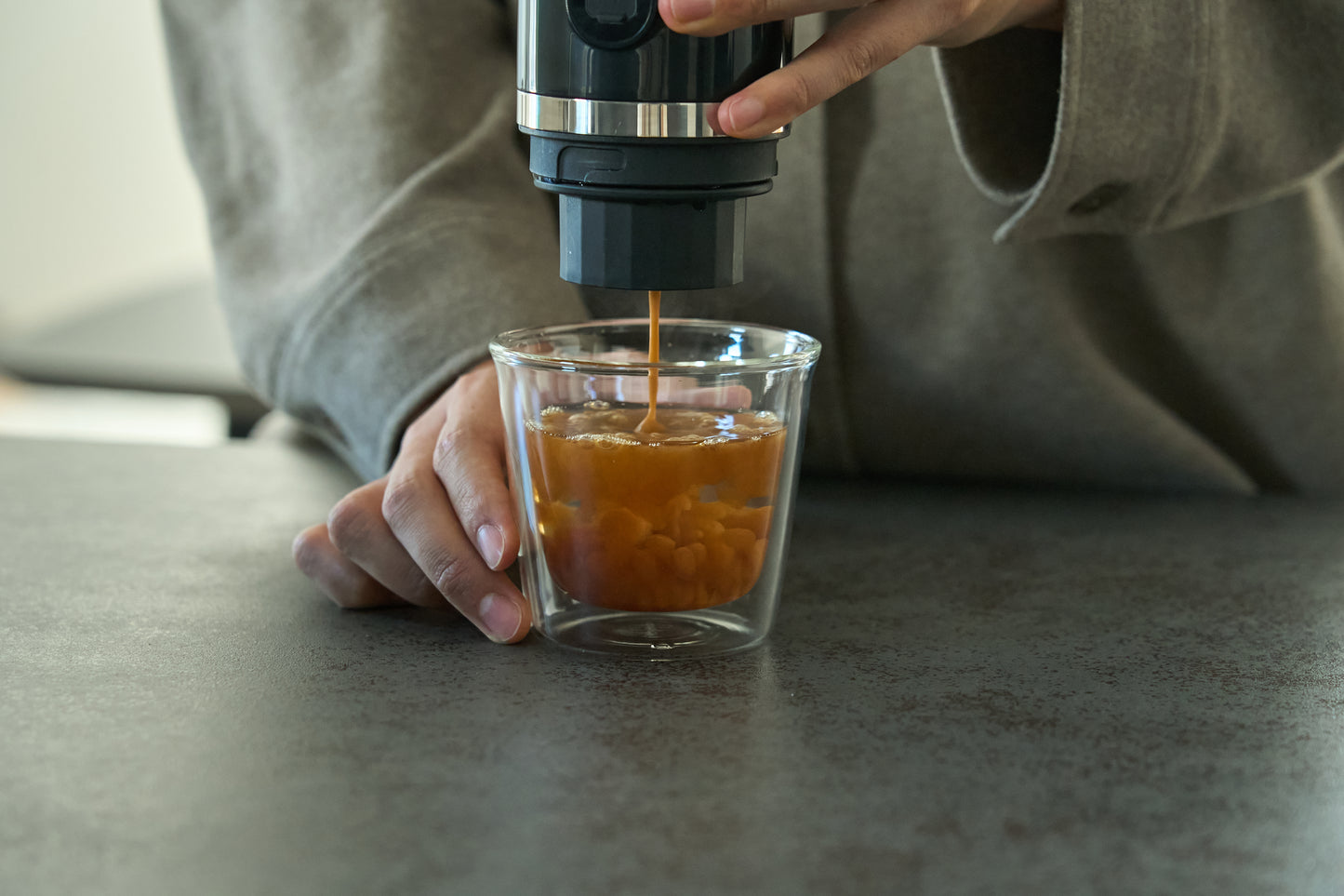 ポータブルエスプレッソメーカー＆ミルクフォーマー